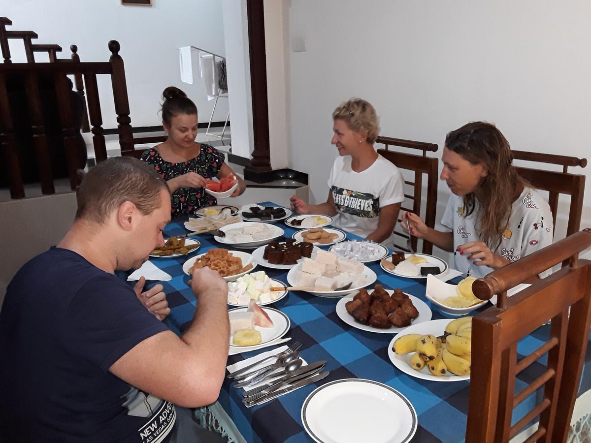 Darshani Hikka Villa Hikkaduwa Zewnętrze zdjęcie